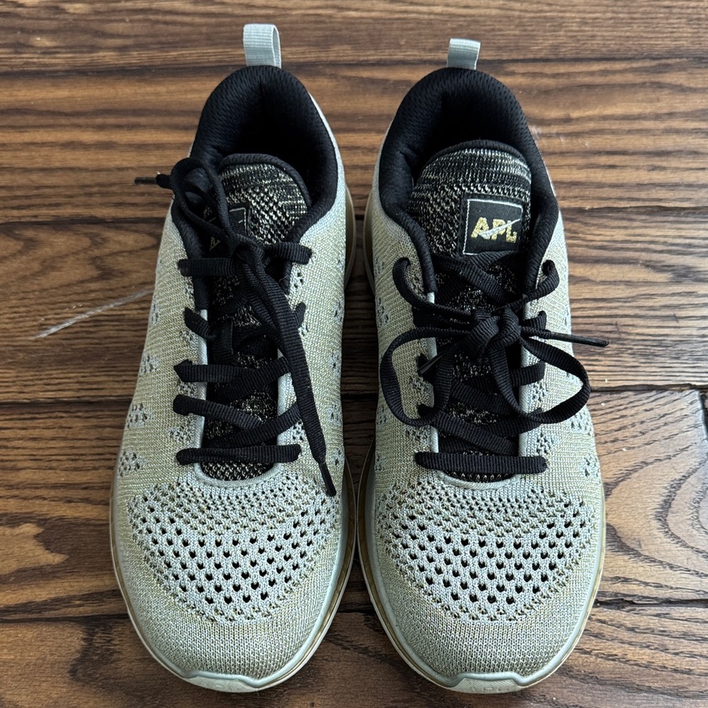 APL Tech Loom Pro Black and metallic gold Sneakers Sz 8